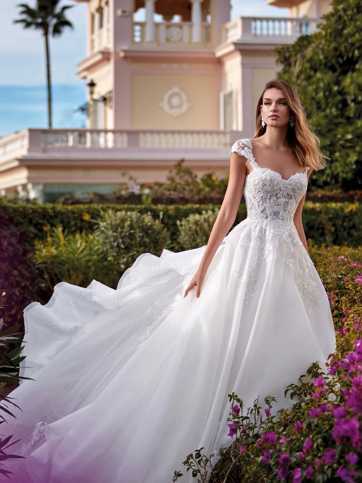Pronovias Majesty