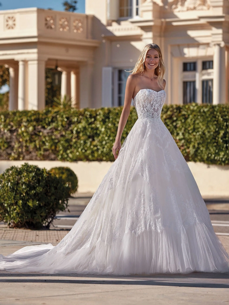 Pronovias Maxima