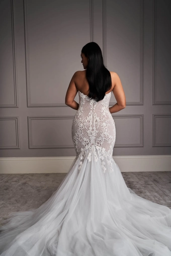 Leah Da Gloria Marlena #3 backface vertical thumbnail