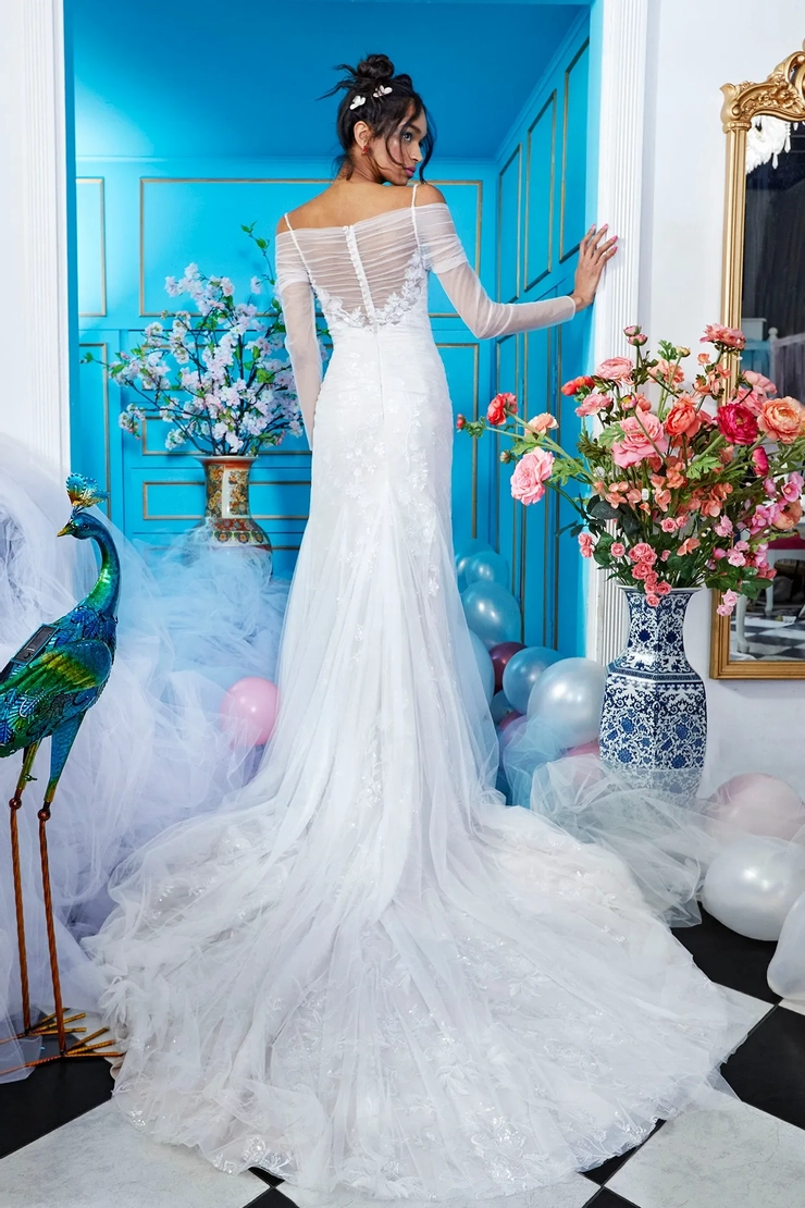 ines di santo blue wedding dress Flores main image 0