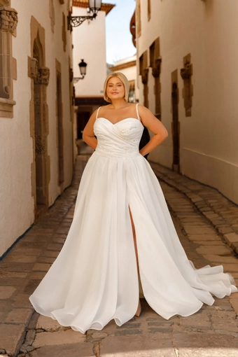 Monica Loretti 8281 Plus #0 default frontface vertical thumbnail