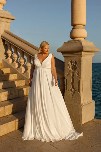 Monica Loretti 8285 Plus #0 default frontface vertical thumbnail