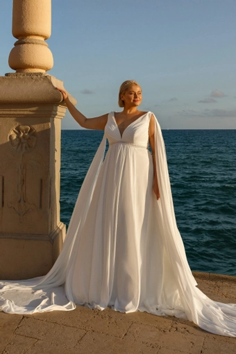 Monica Loretti 8285 Plus #1 frontface vertical thumbnail