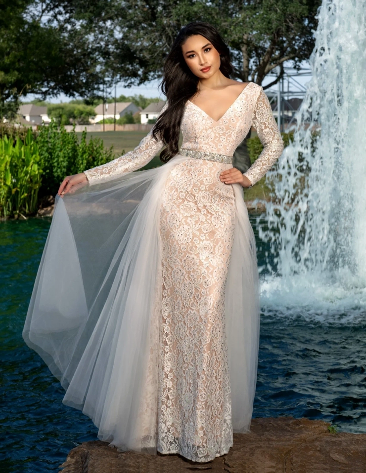 Cecilia Couture Style #1553 #0 default frontface vertical picture