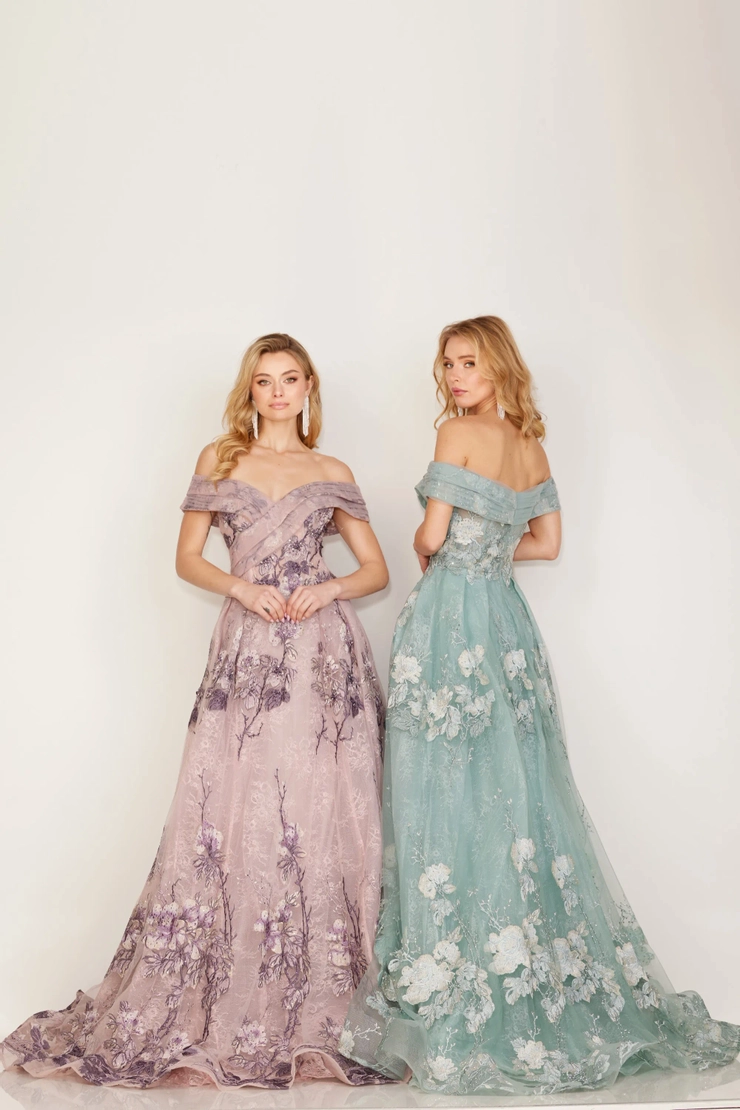 Cecilia Couture Style #193 #2 vertical picture
