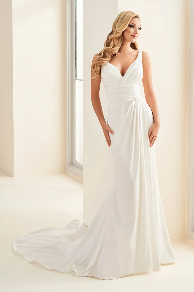 Enchanting by Mon Cheri - E502 | Enchanting by Mon Cheri