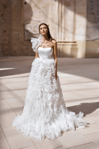 Alon Livne Julia #0 default frontface vertical thumbnail