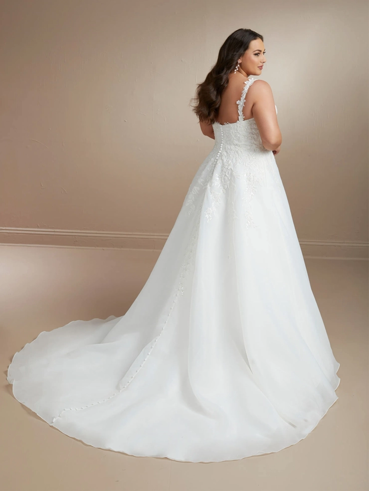 Christina Wu Love Backface Thumbnail Image