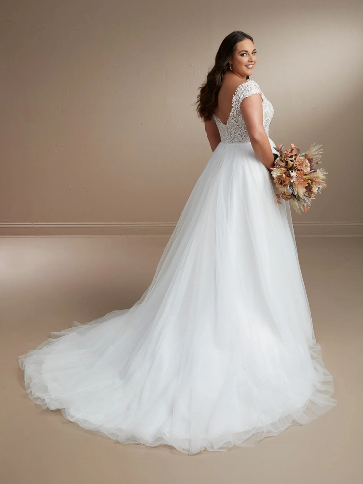 Christina Wu Love Backface Thumbnail Image