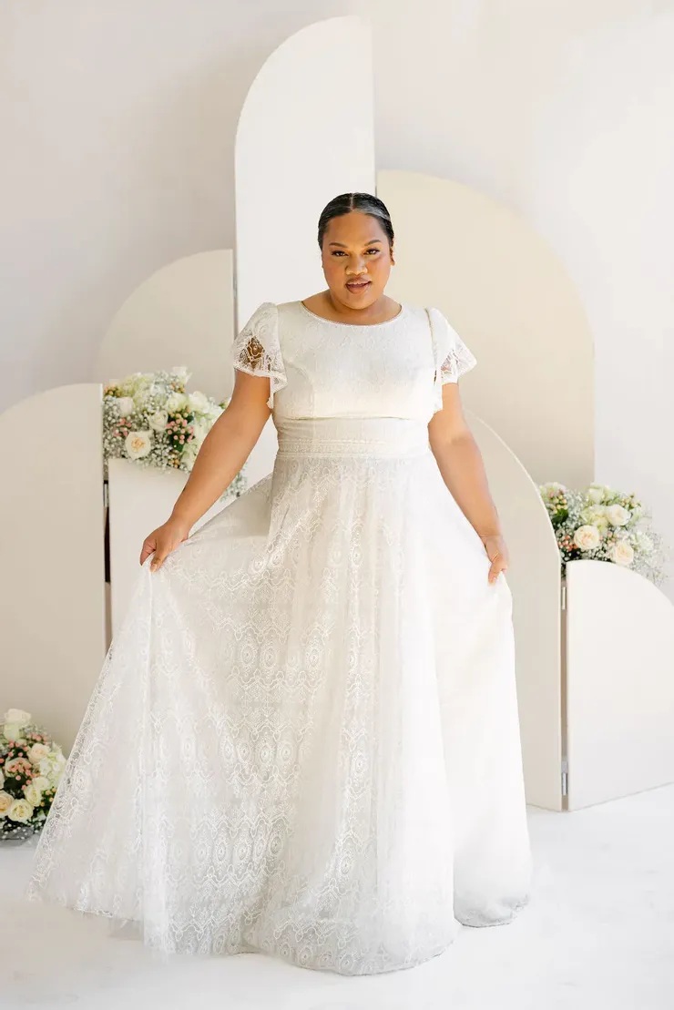 White Rose - Sunny | Desert Rose Bride