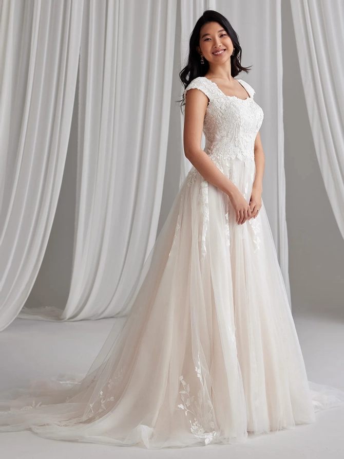 【まつかほ】MaggieSottero 10号　ウェディングドレス まつかほ様専用】MaggieSottero 10号 ウェディングドレス - メルカリ