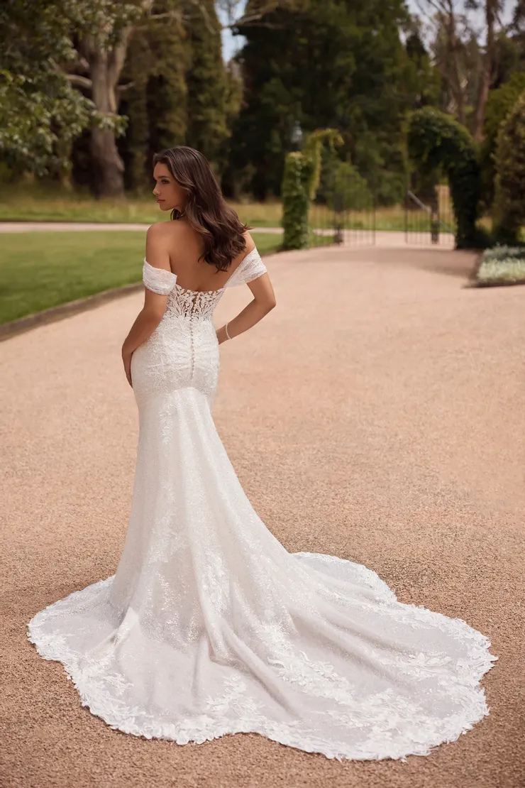 Sophia Tolli Première Backface Thumbnail Image