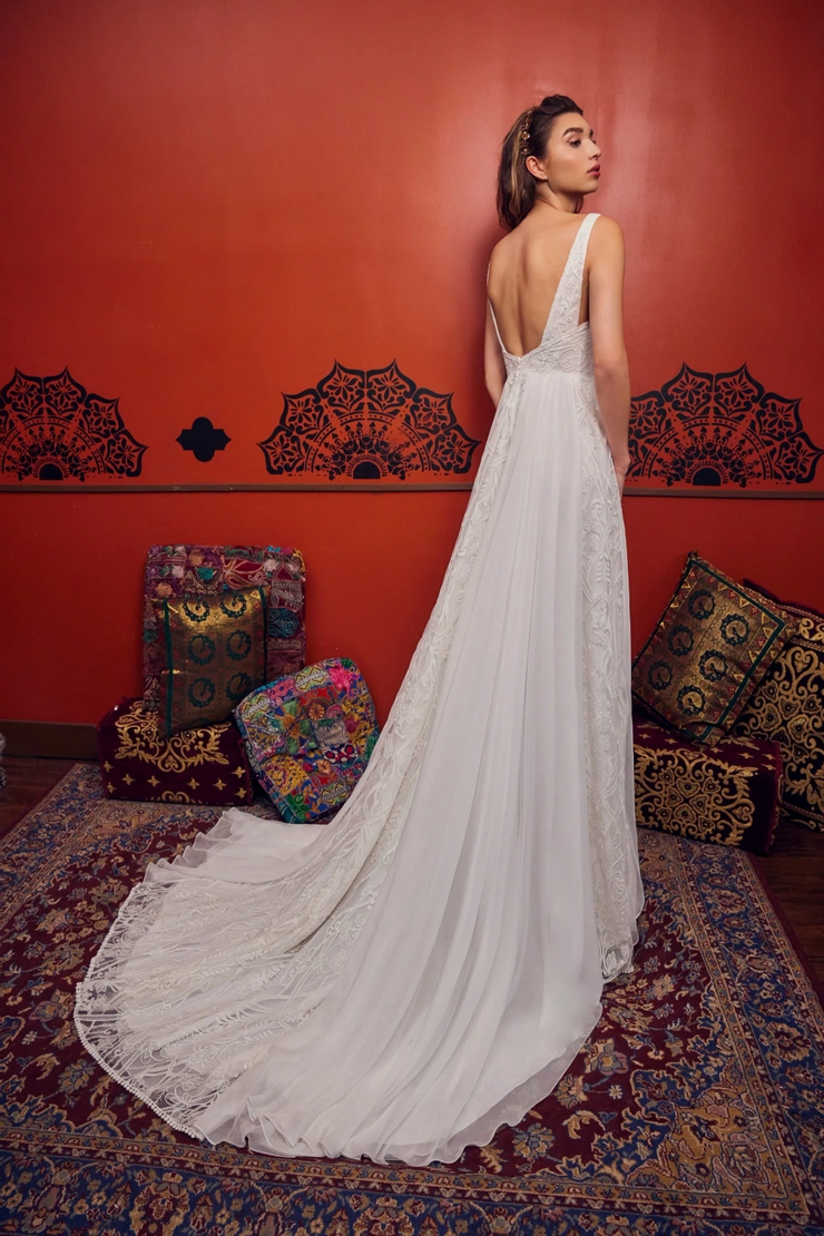 La Perle by Calla Blanche LP2338 #1 backface vertical picture