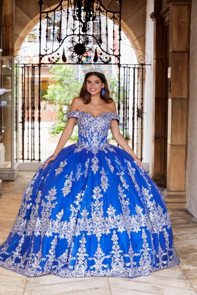 Sophia Thomas Quinceanera Q126 Nikki’s Glitz and Glam Boutique Prom