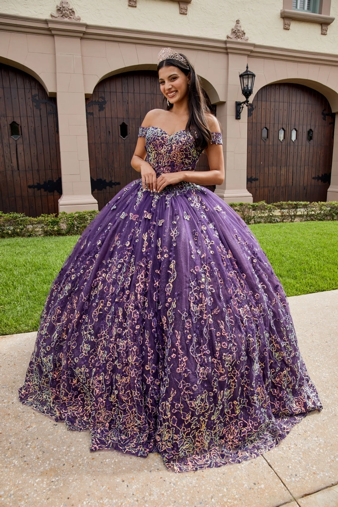 Sophia Thomas Quinceanera Q130 Nikki’s Glitz and Glam Boutique Prom