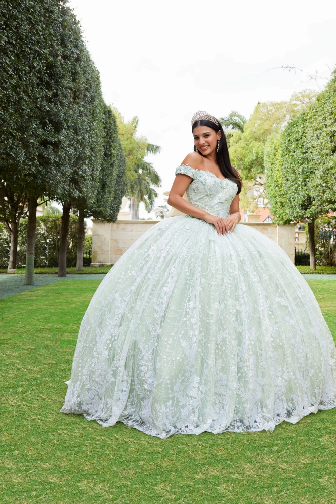 Sophia Thomas Quinceanera Q140 Nikki’s Glitz and Glam Boutique Prom