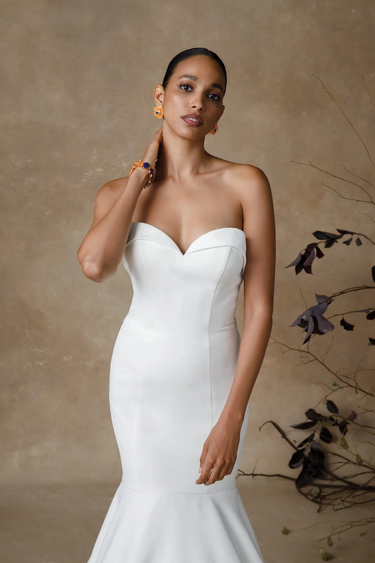 Justin Alexander 88335 #2 frontface vertical cropped picture